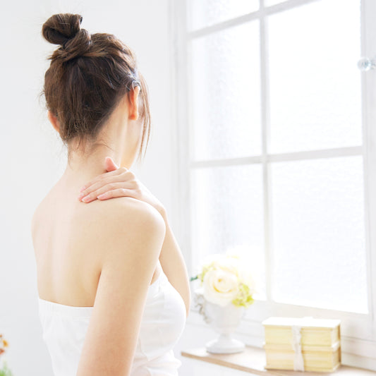 Ayurvedic Abhyanga: Self-Massage Techniques for August Rejuvenation