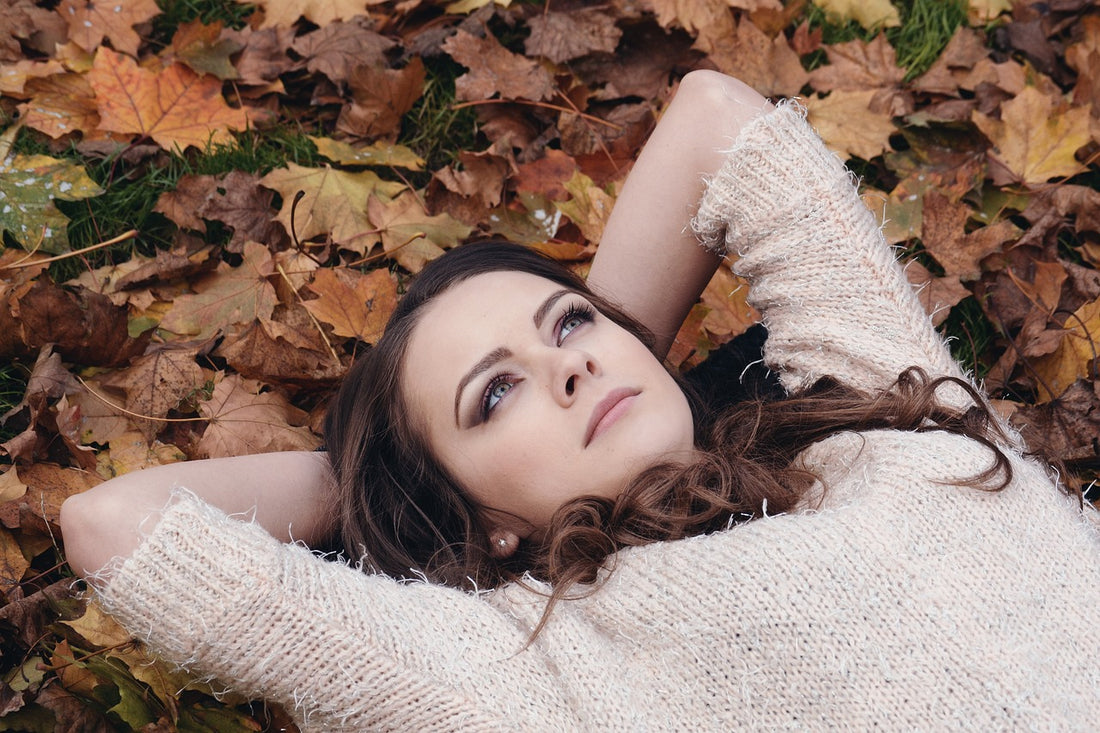 Embrace the Change: Ayurvedic Tips for a Balanced Transition Into Autumn