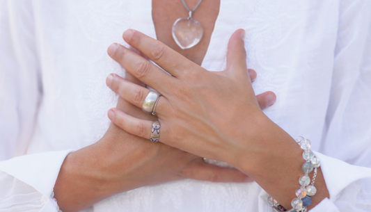 Balancing the Heart Chakra with Ayurveda: A Path to Emotional Harmony